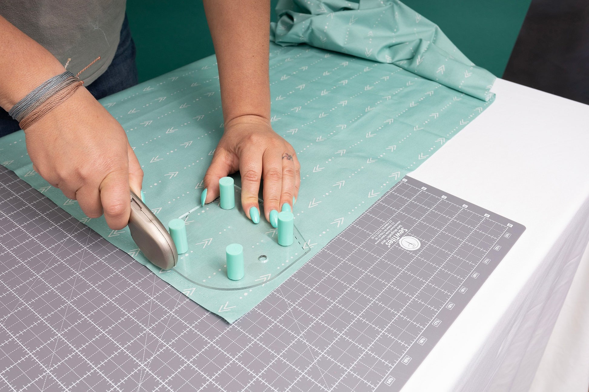 Sew Magnetic Cutting System by SewTites - Left-Handed System