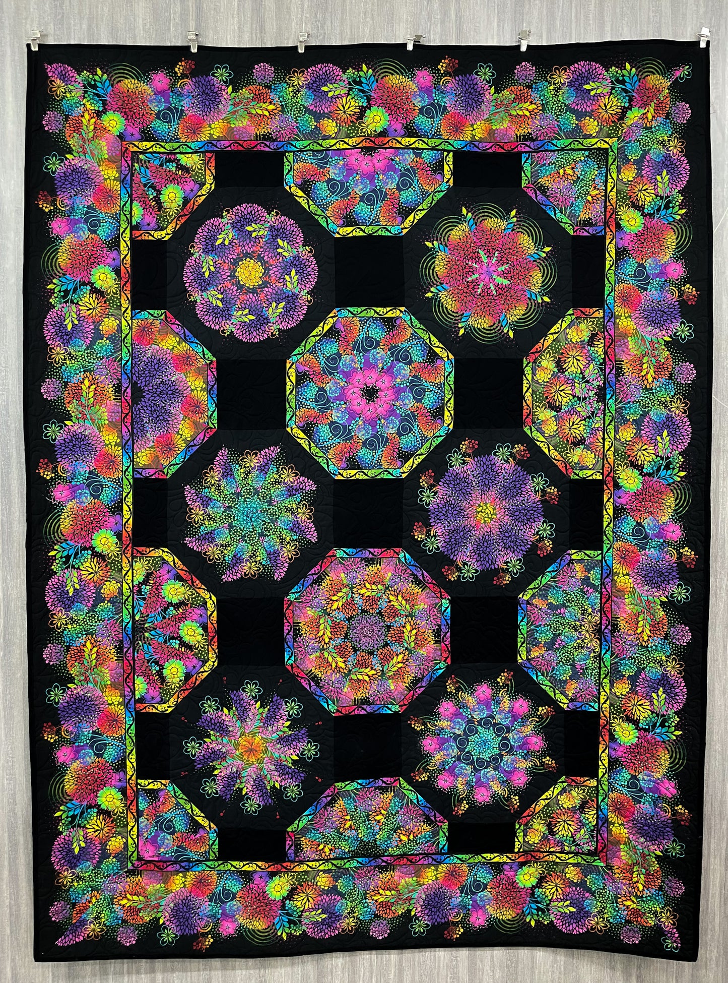 Finished Quilt | Unusual Garden Kaleidoscope